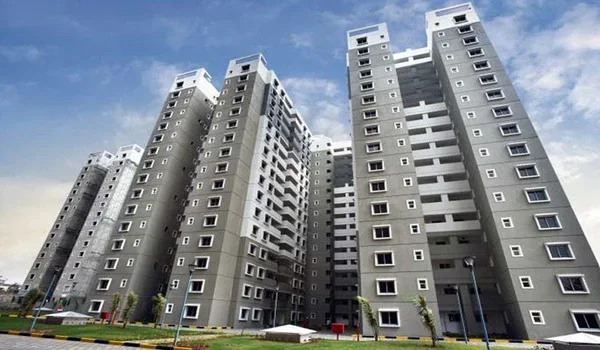 Featured Image of Why Thanisandra Road is the best place to invest in Bangalore in 2026